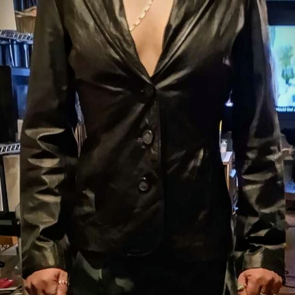 ❇️ Covington Leather Jacket - Womens ❇️ - Picture 2 of 9